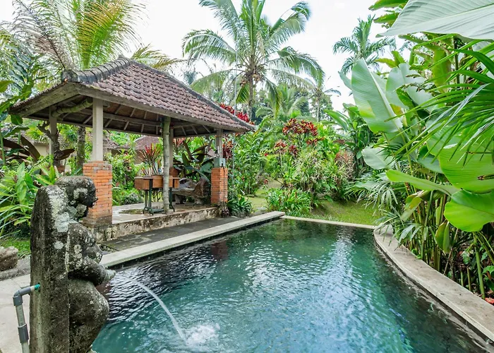 Capital O 94012 Dewa Jati House Hotel Penginyahan