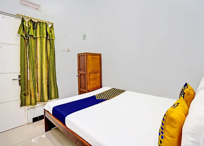Hotel Capital O 94012 Dewa Jati House
